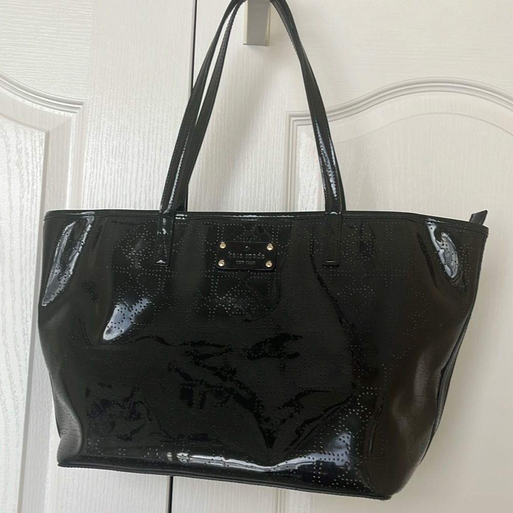 kate spade Black Patent Leather Looking Tote GC